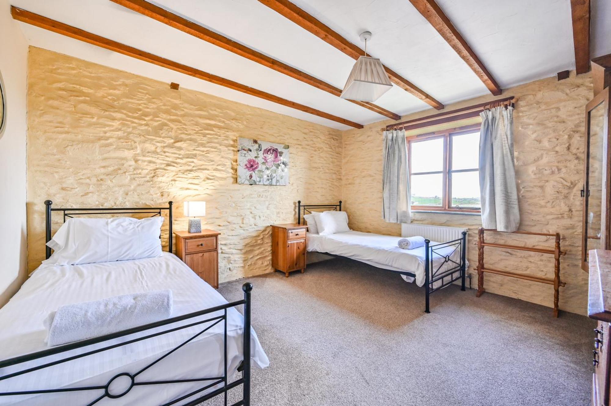Polean Farm Cottages - With Free Animal Feeding And Pony Rides And Free Access To A Nearby Pool Looe Bilik gambar