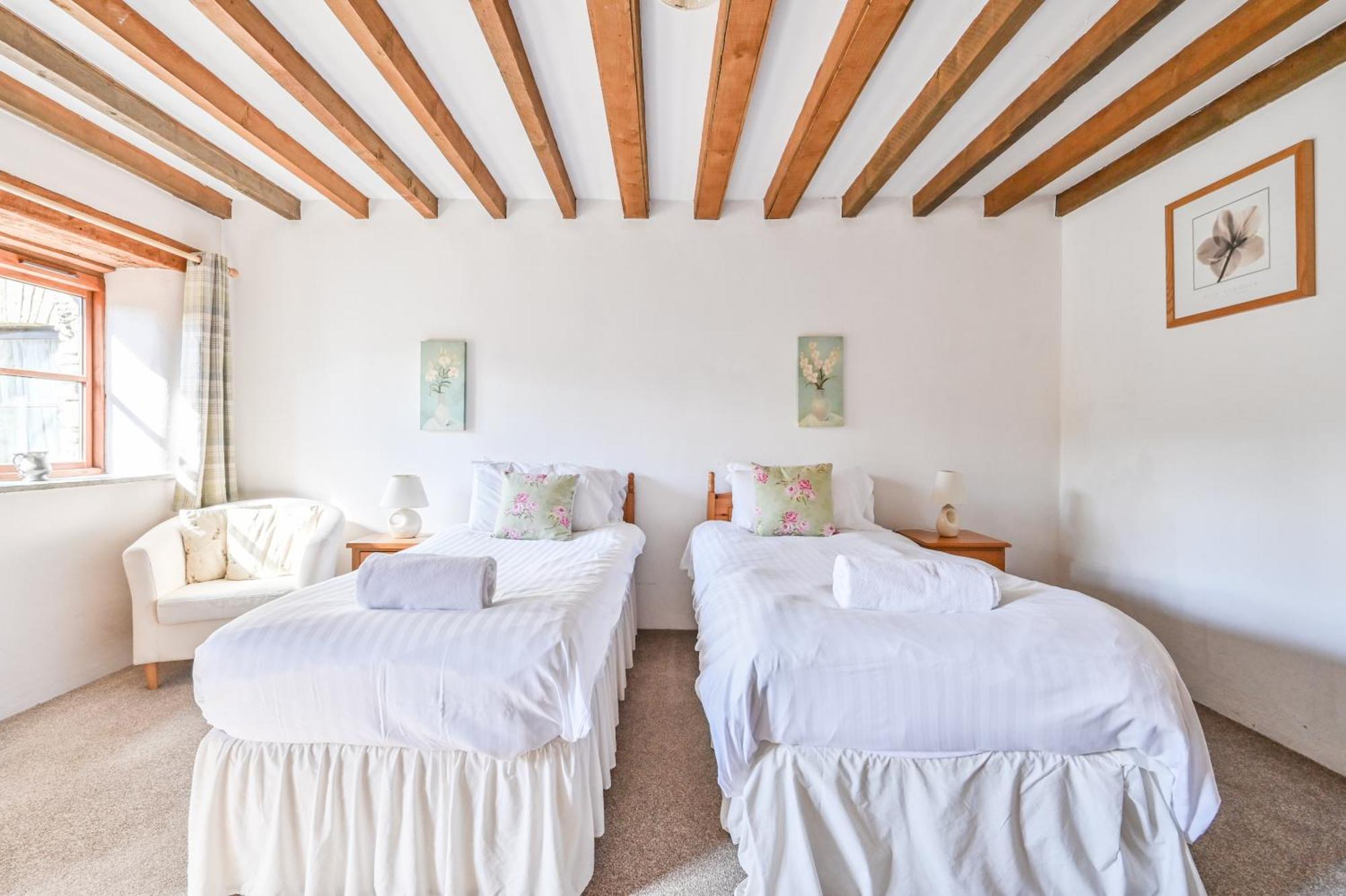 Polean Farm Cottages - With Free Animal Feeding And Pony Rides And Free Access To A Nearby Pool Looe Bilik gambar