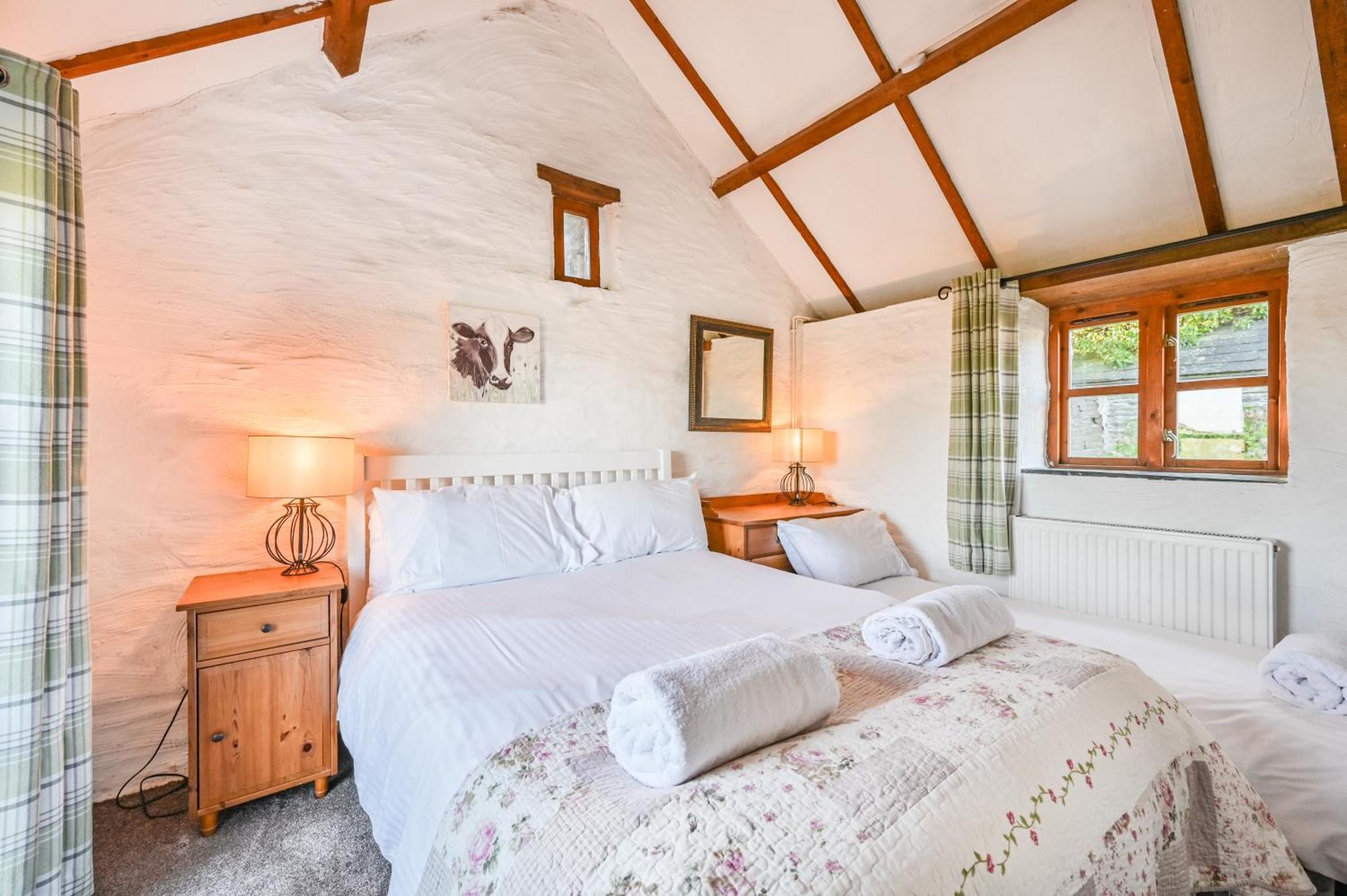 Polean Farm Cottages - With Free Animal Feeding And Pony Rides And Free Access To A Nearby Pool Looe Bilik gambar